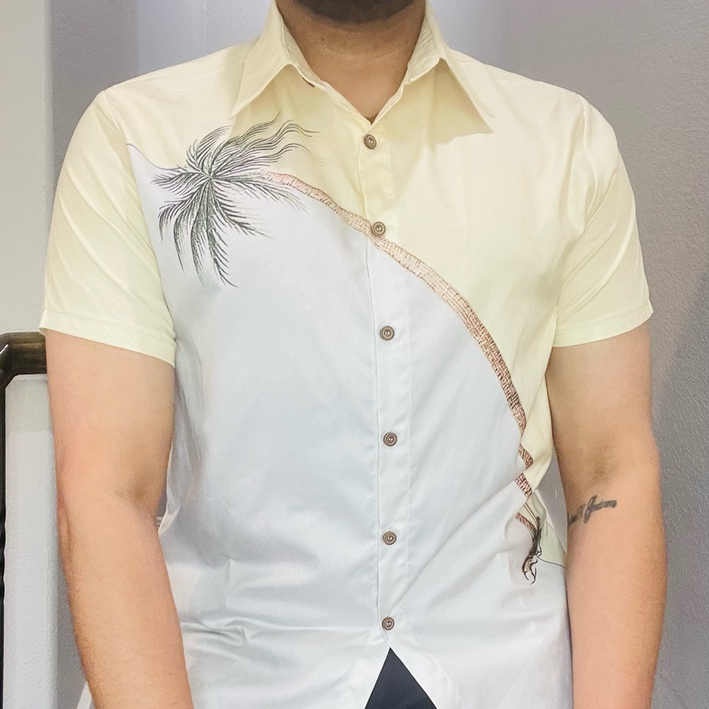 Short sleeve button down